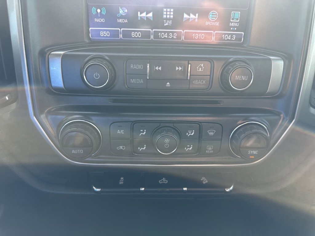 2017 Chevrolet Silverado 2500HD LT photo 4