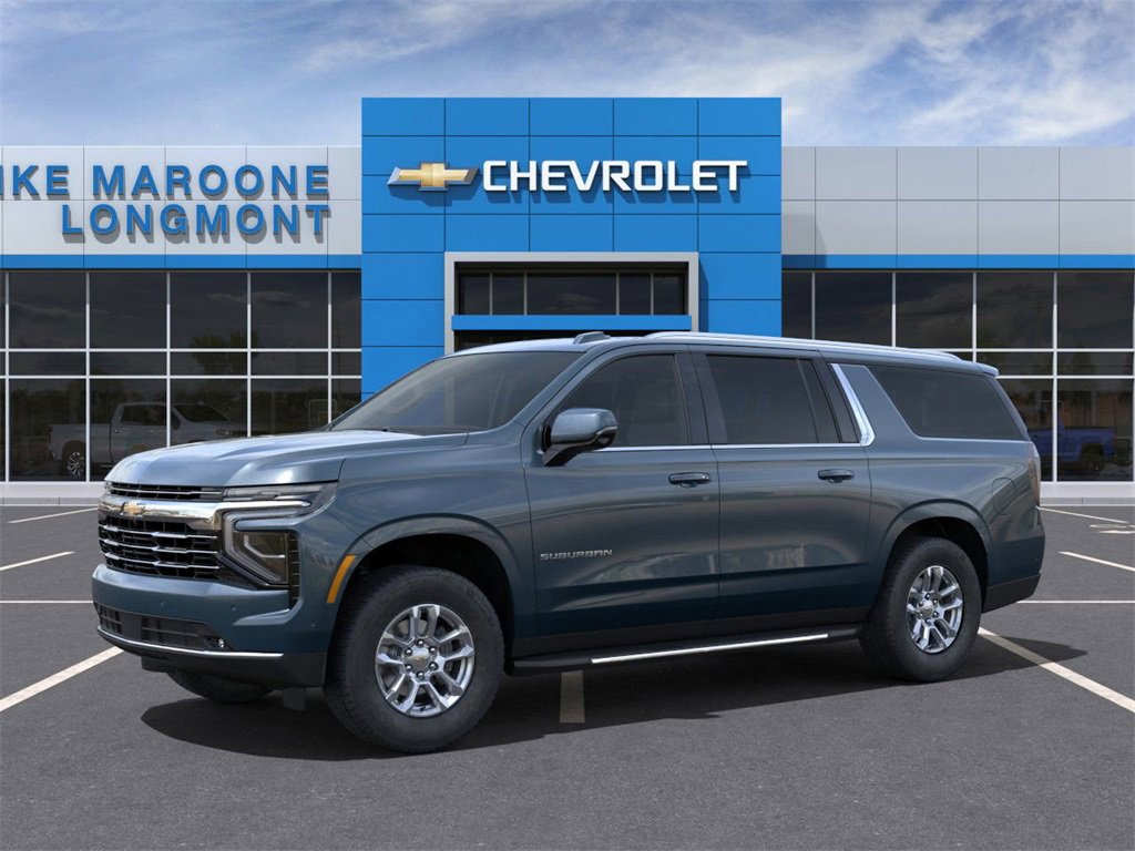 2025 Chevrolet Suburban LT photo 2