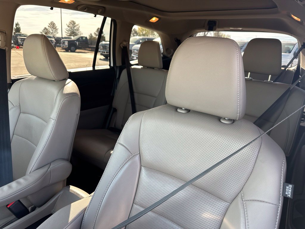 2021 Honda Pilot Elite - Photo 17