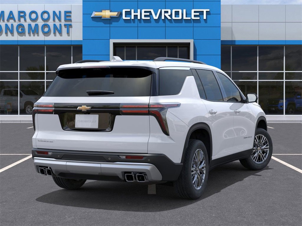 2025 Chevrolet Traverse photo 4