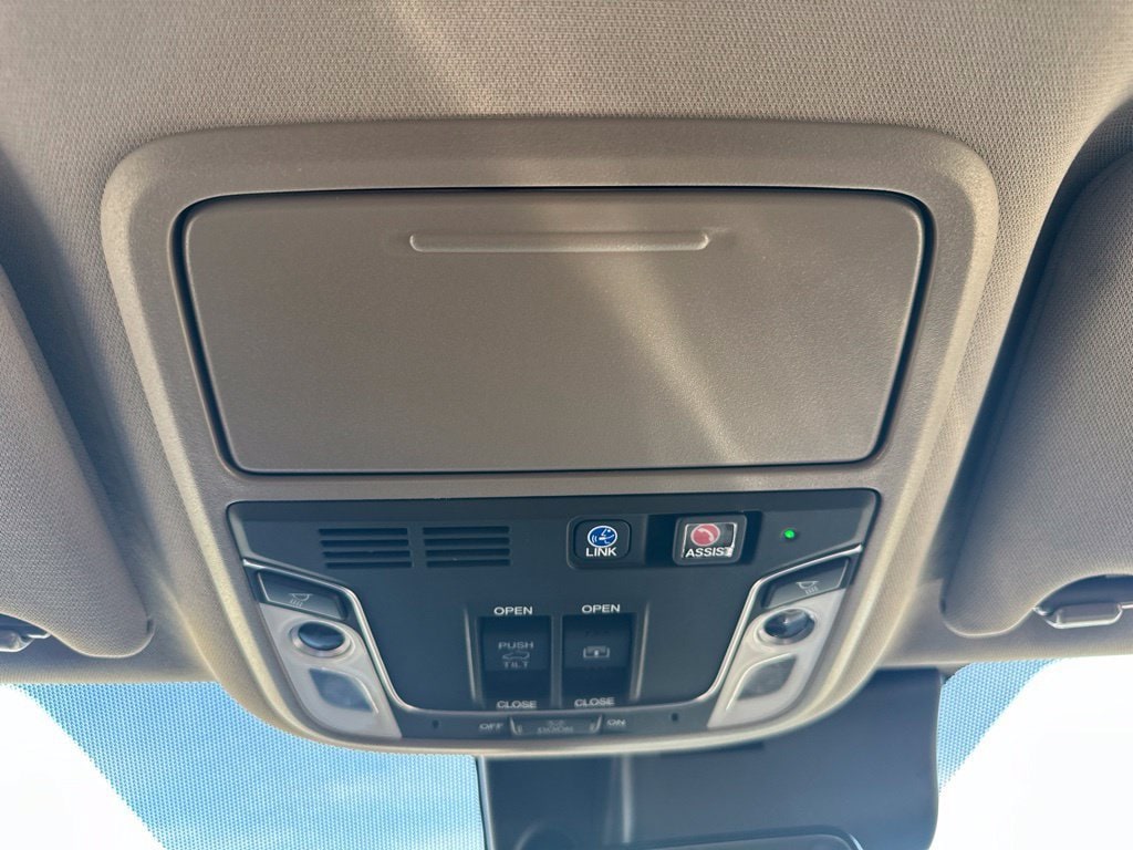 2021 Honda Pilot Elite - Photo 11