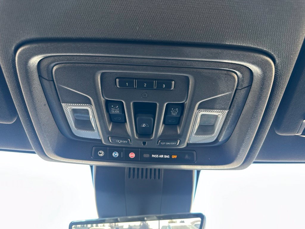 2024 Chevrolet Silverado 1500 ZR2 - Photo 9