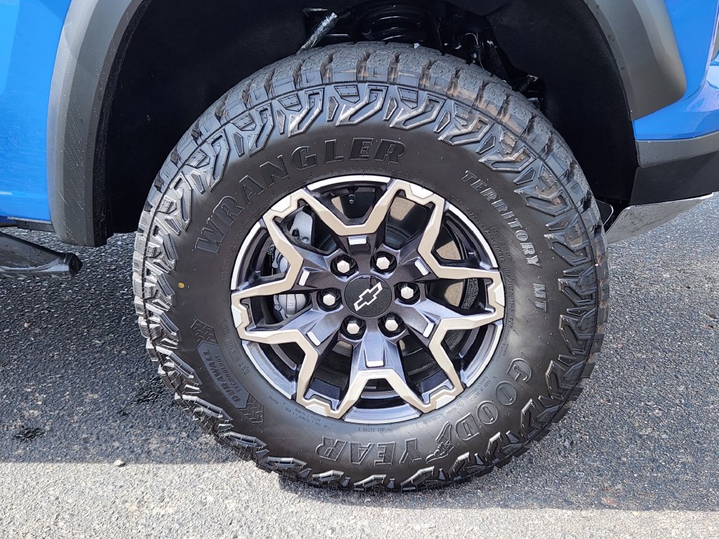 2026 Chevrolet Colorado ZR2 - Photo 35