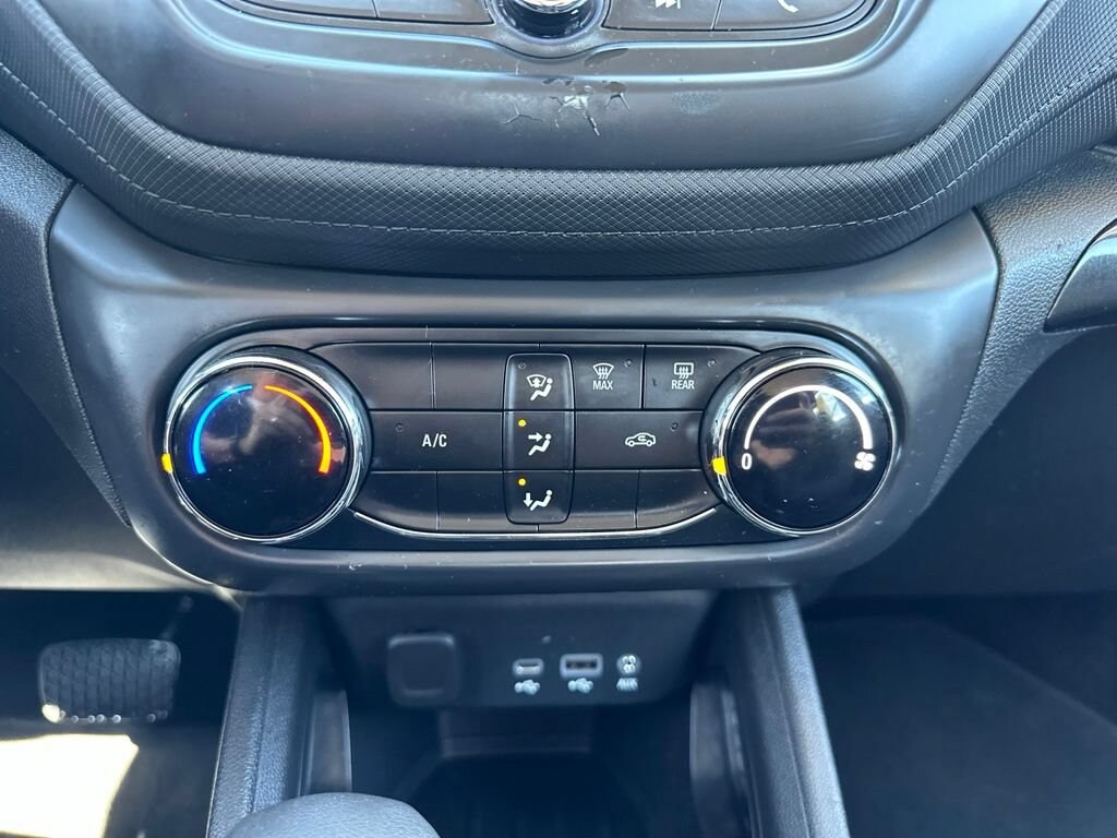 Used 2023 Chevrolet Trailblazer LS SUV