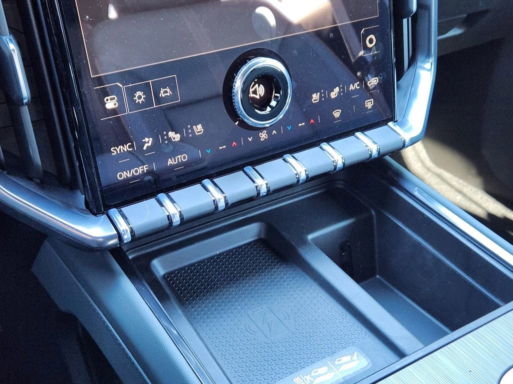 2026 GMC Acadia AT4 - Photo 22