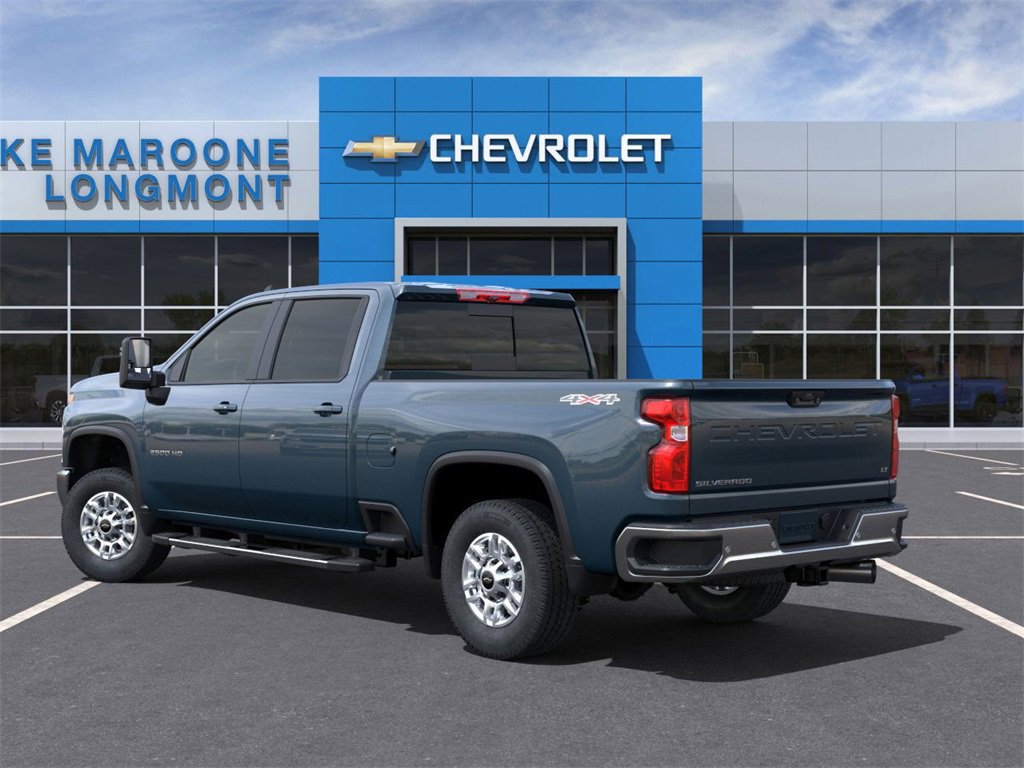 2025 Chevrolet Silverado 2500HD LT photo 3