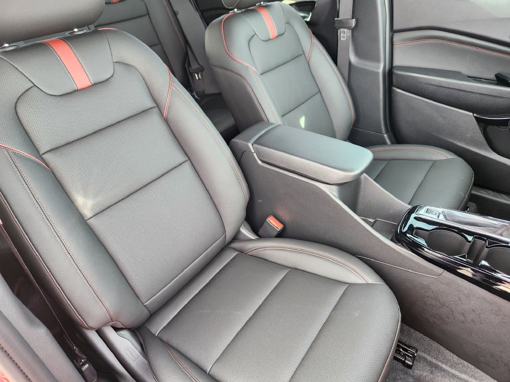 2026 Chevrolet Trax RS - Photo 10