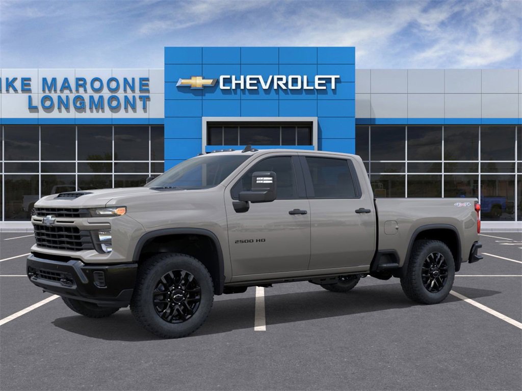 2026 Chevrolet Silverado 2500HD Custom photo 2
