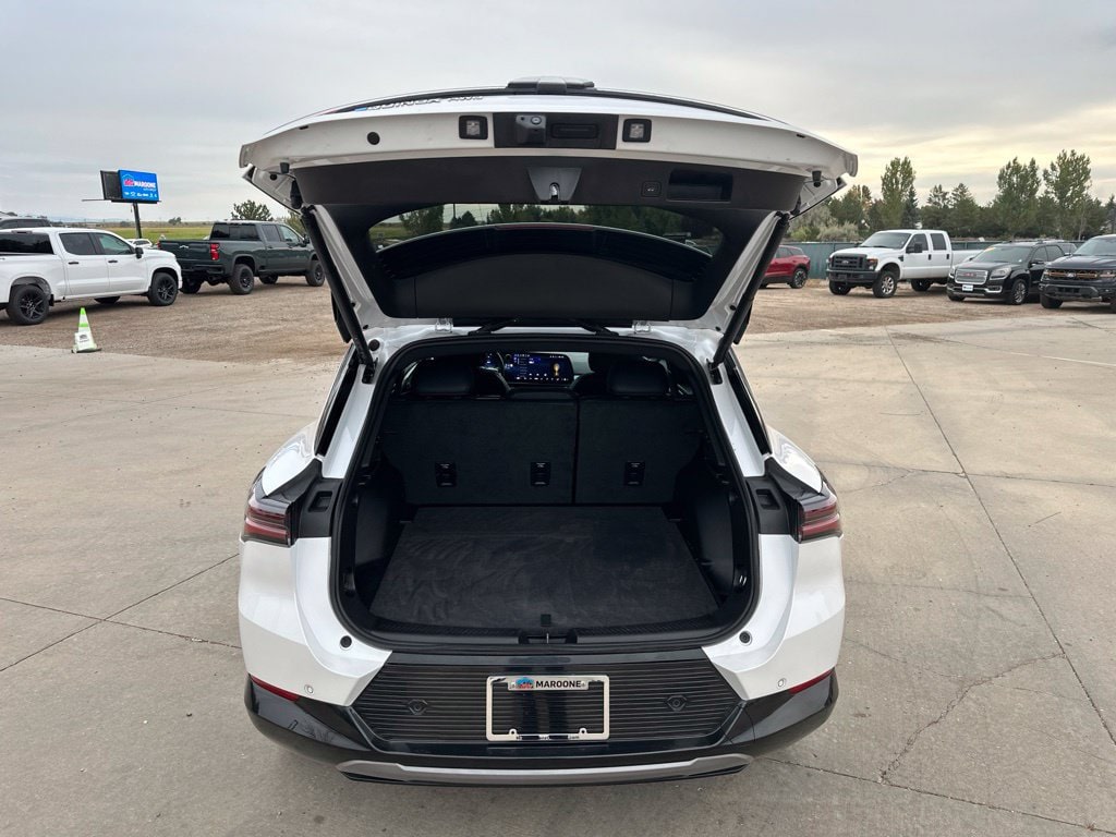 2024 Chevrolet Equinox EV LT - Photo 19
