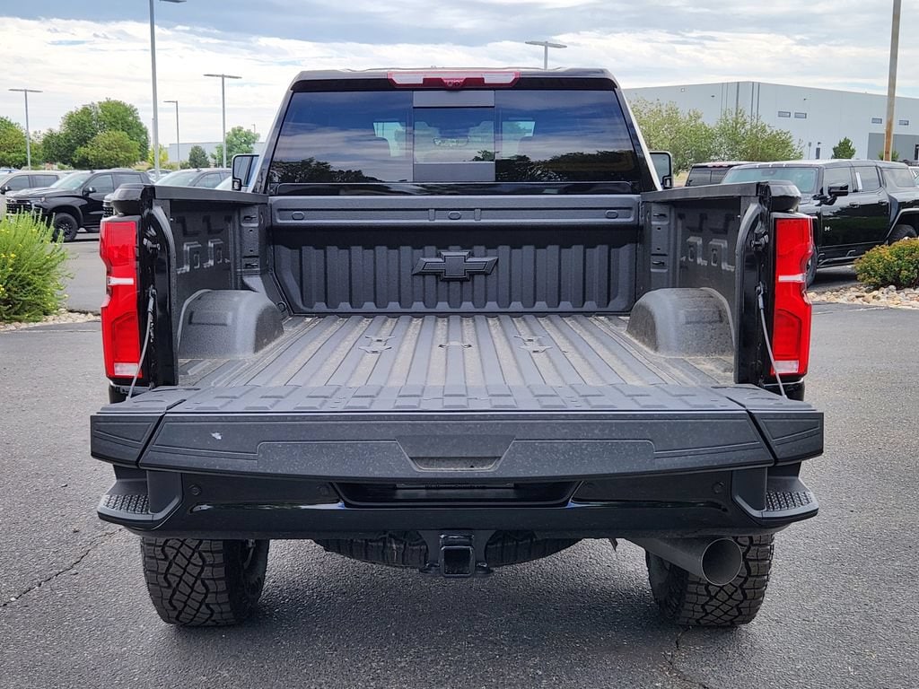 2026 Chevrolet Silverado 2500 HD ZR2 - Photo 12