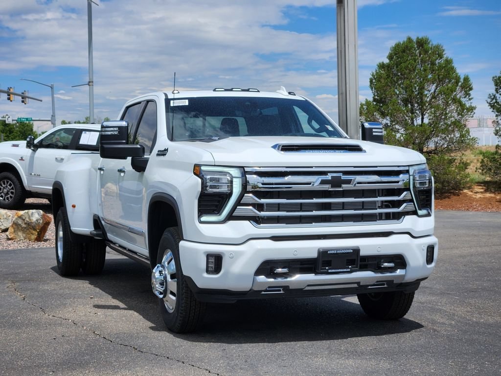 New 2026 Chevrolet Silverado 3500 HD High Country DRW Truck