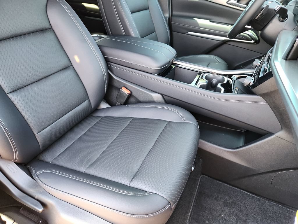 2026 Chevrolet Traverse LT - Photo 15