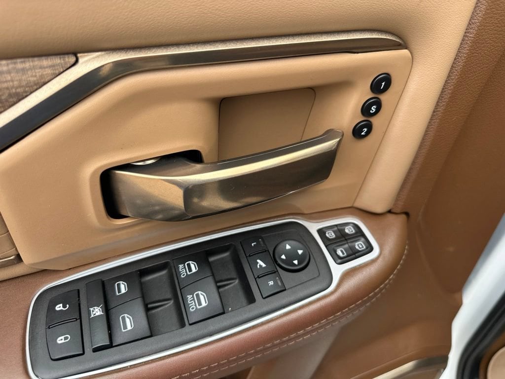 2024 RAM Ram 3500 Pickup Longhorn - Photo 21