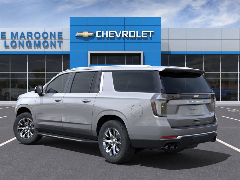 2025 Chevrolet Suburban Premier photo 3