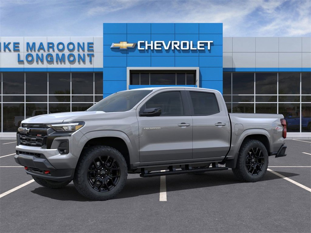 2025 Chevrolet Colorado Z71 photo 2