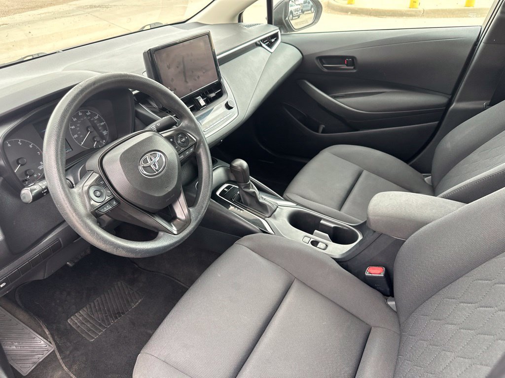 2023 Toyota Corolla LE - Photo 13