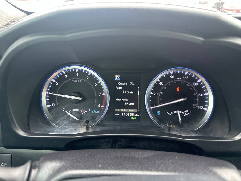 Used 2019 Toyota Highlander SE SUV