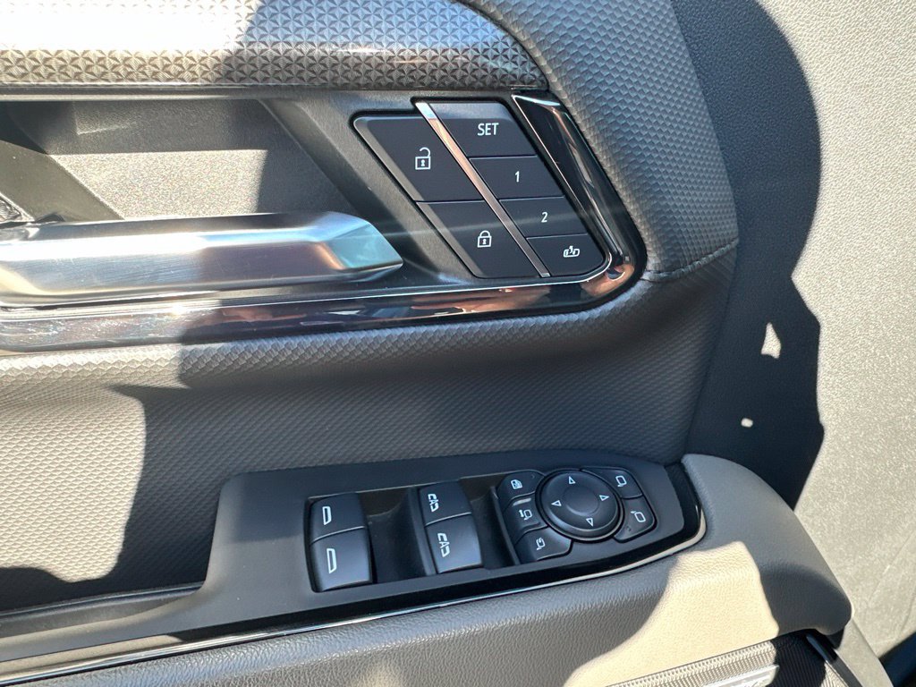 2024 Chevrolet Silverado 2500HD ZR2 - Photo 19