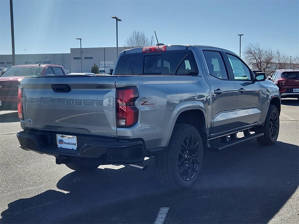 2025 Chevrolet Colorado Z71 photo 3