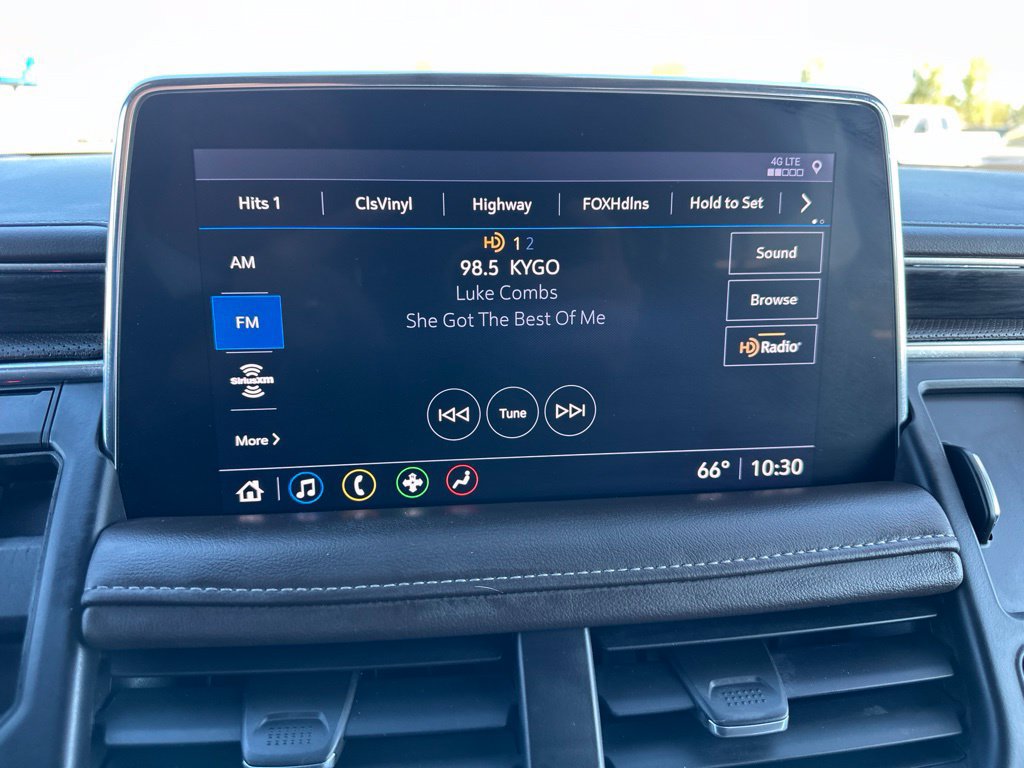 2021 GMC Yukon XL SLT - Photo 3