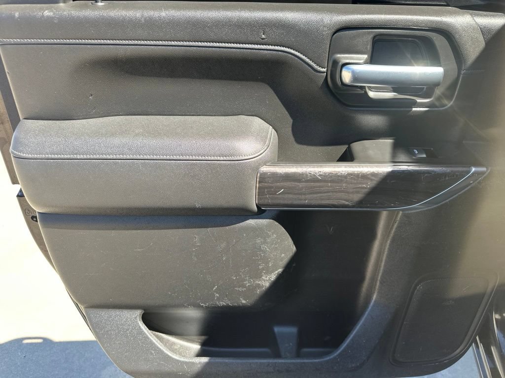 2021 Chevrolet Silverado 2500HD LTZ - Photo 19