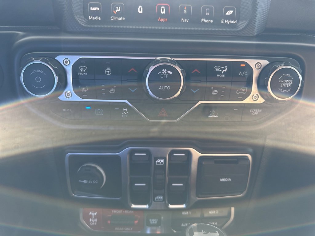 2023 Jeep Wrangler 4xe Rubicon photo 4