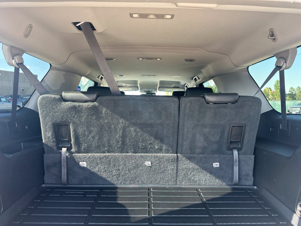 2019 Chevrolet Suburban LT - Photo 24
