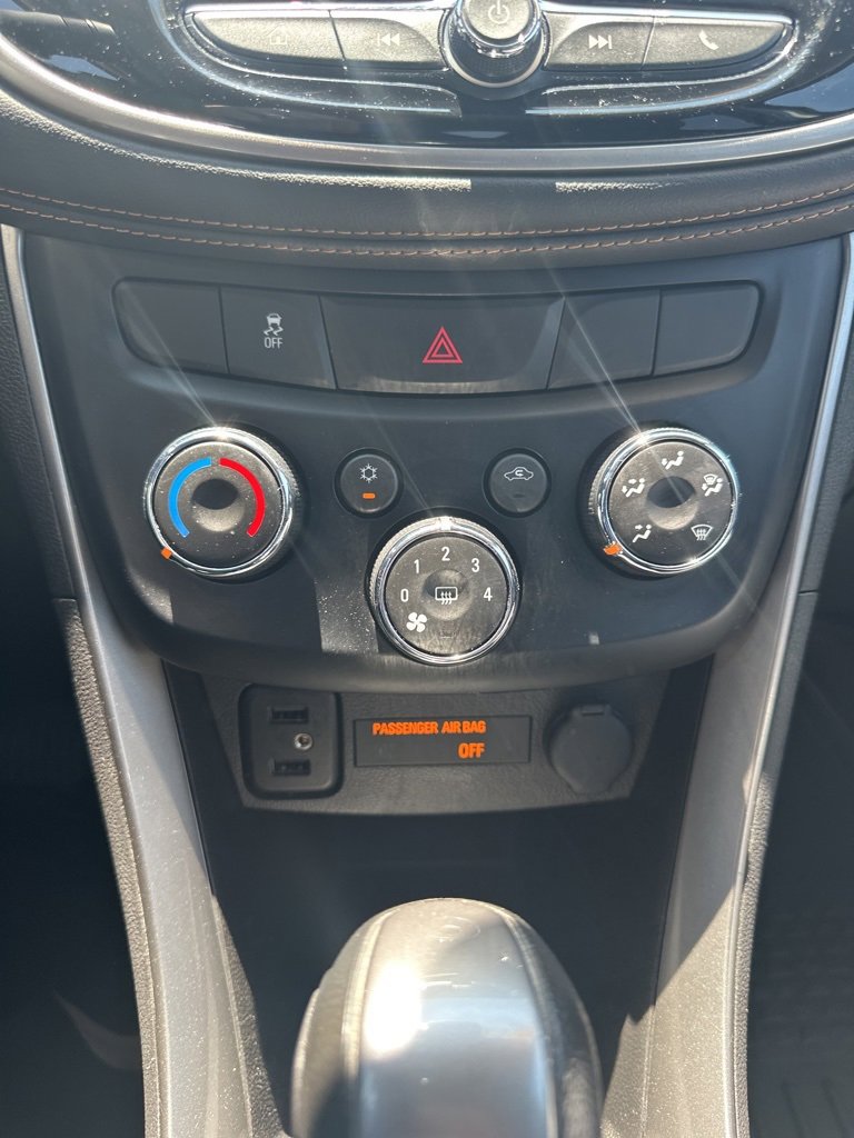 2020 Chevrolet Trax LT photo 4