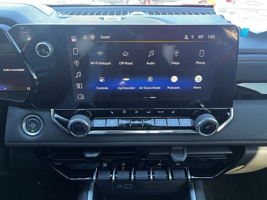 2025 Chevrolet Colorado Z71 - Photo 16