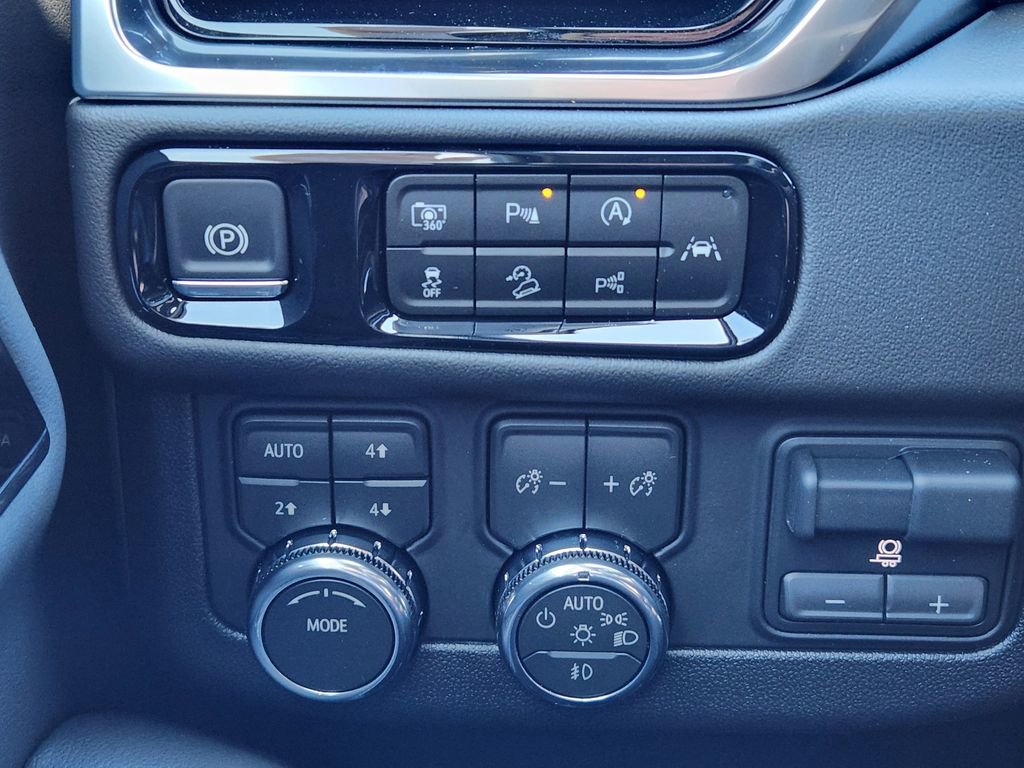 2026 GMC Yukon XL Elevation - Photo 24