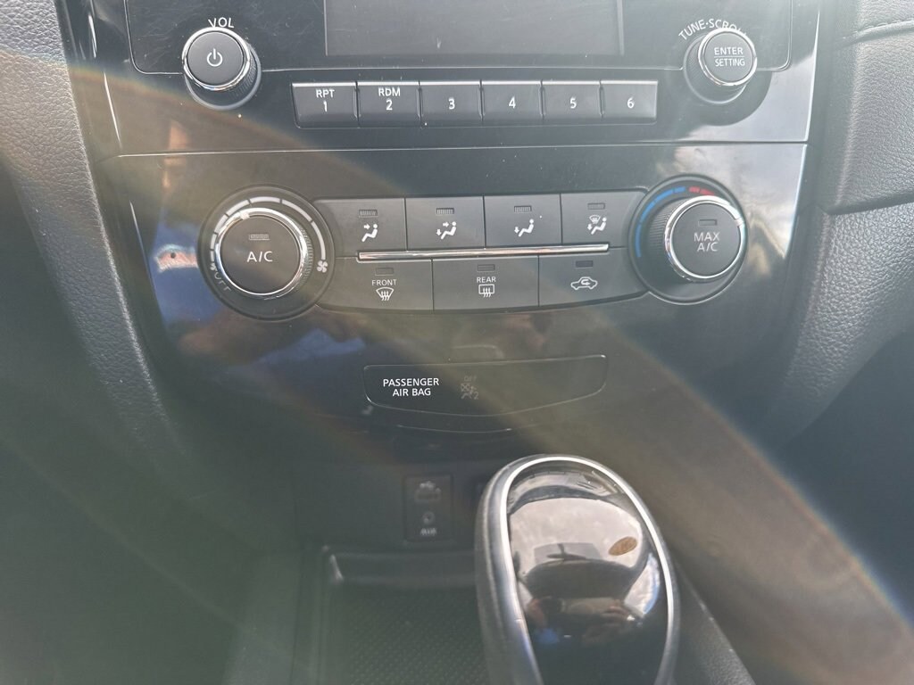 Used 2017 Nissan Rogue S SUV