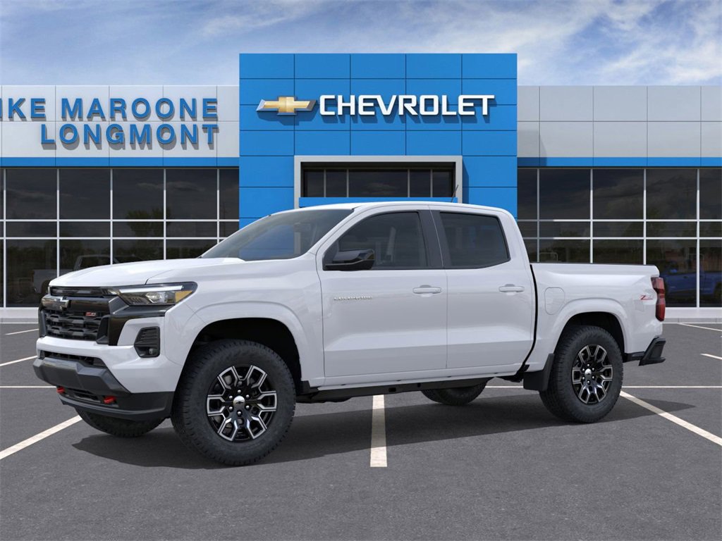 2025 Chevrolet Colorado Z71 photo 2