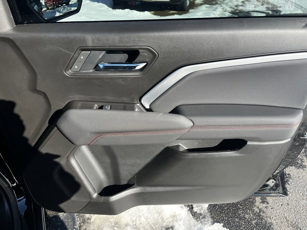 2025 Chevrolet Colorado Z71 - Photo 36