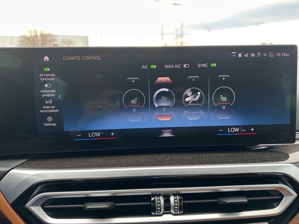 2023 Bmw 330e xDrive Sedan photo 3