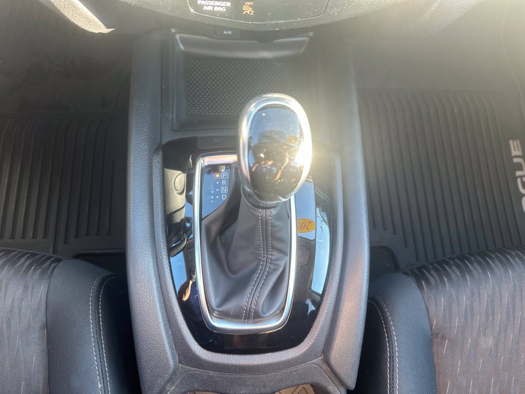 2017 Nissan Rogue SV - Photo 6