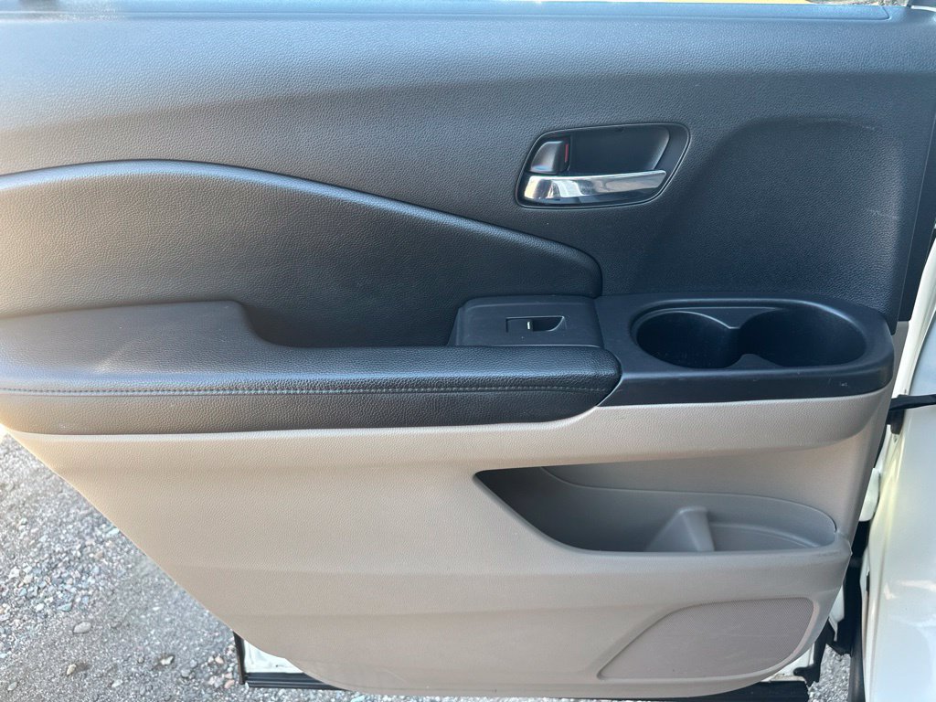 2017 Honda Pilot EX - Photo 28