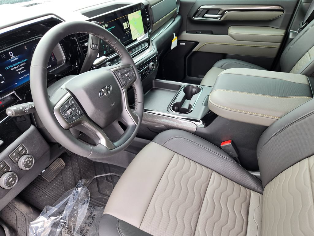 2026 Chevrolet Silverado 2500 HD ZR2 - Photo 8