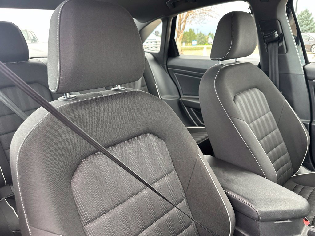 2022 Volkswagen Jetta Sport - Photo 30