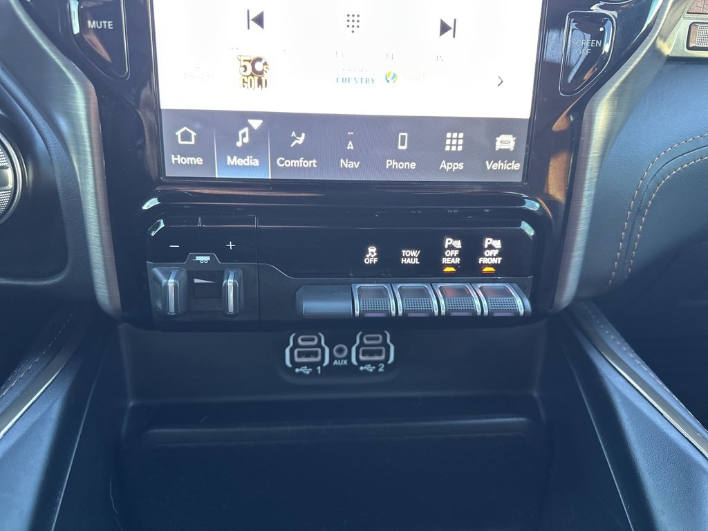 2023 Ram 1500 Longhorn photo 3