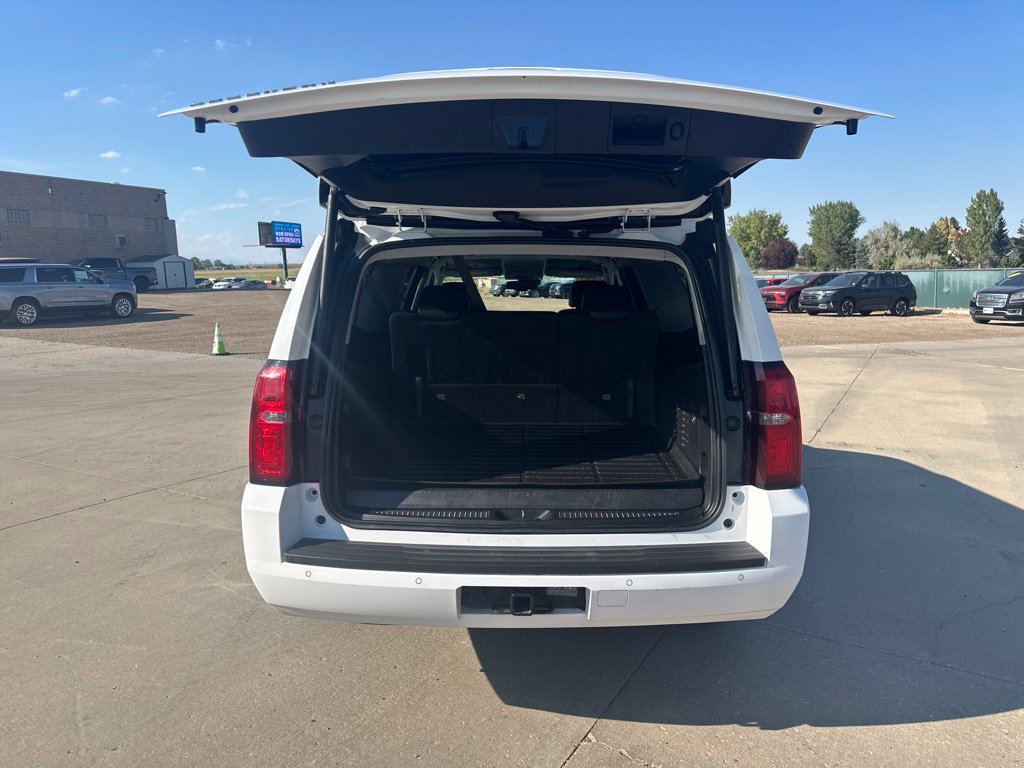 2019 Chevrolet Suburban LT - Photo 21