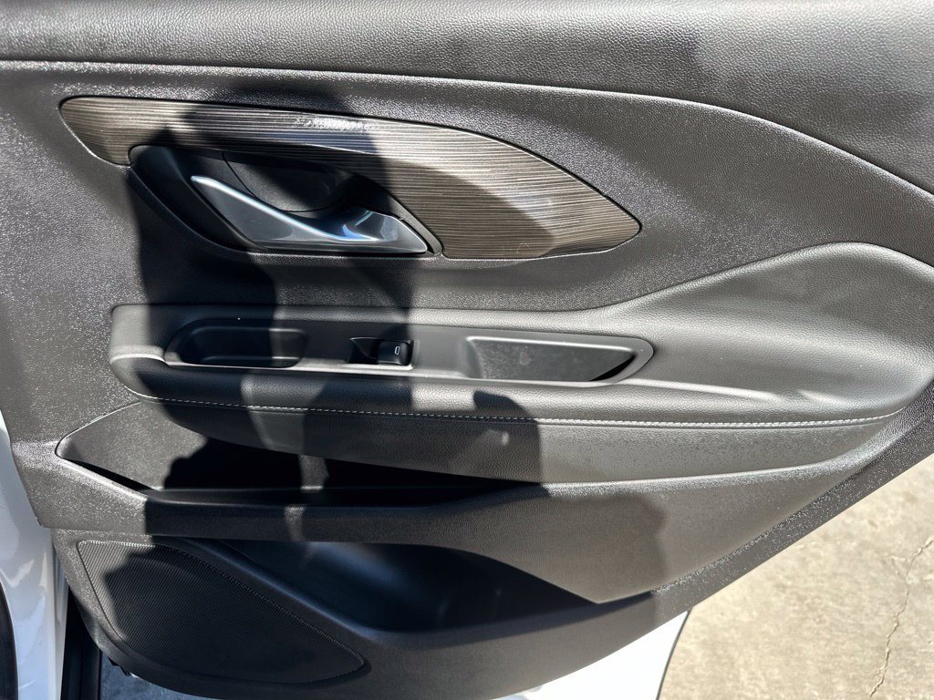 2024 GMC Terrain SLE - Photo 28