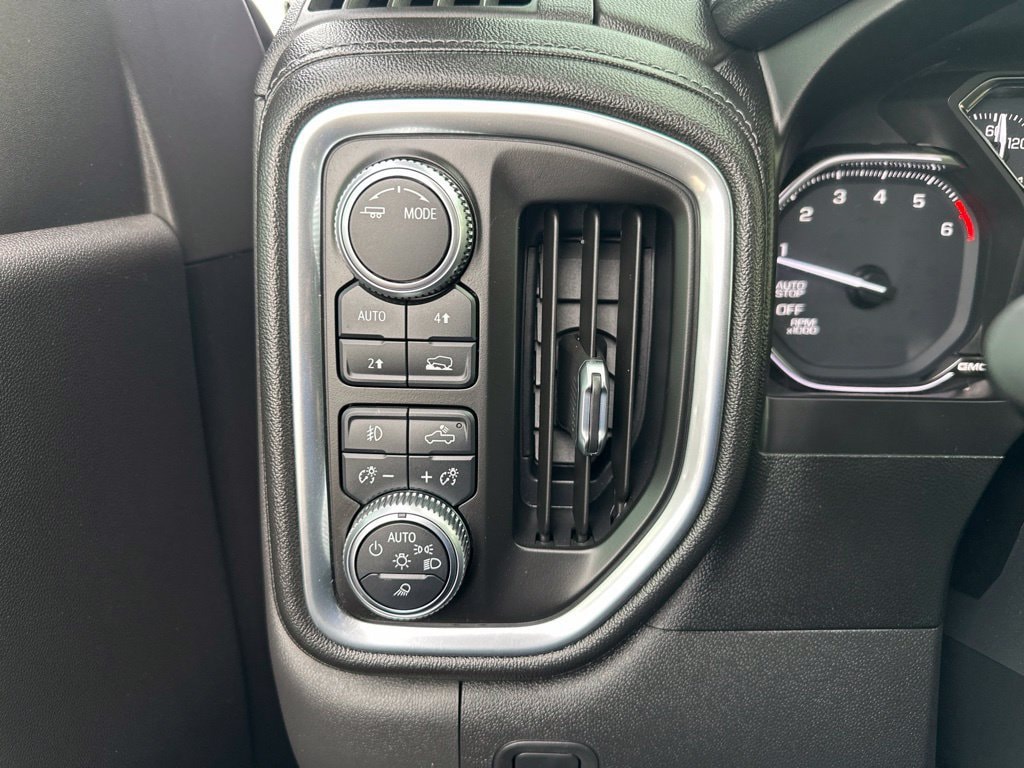 2020 GMC Sierra 1500 SLT - Photo 13