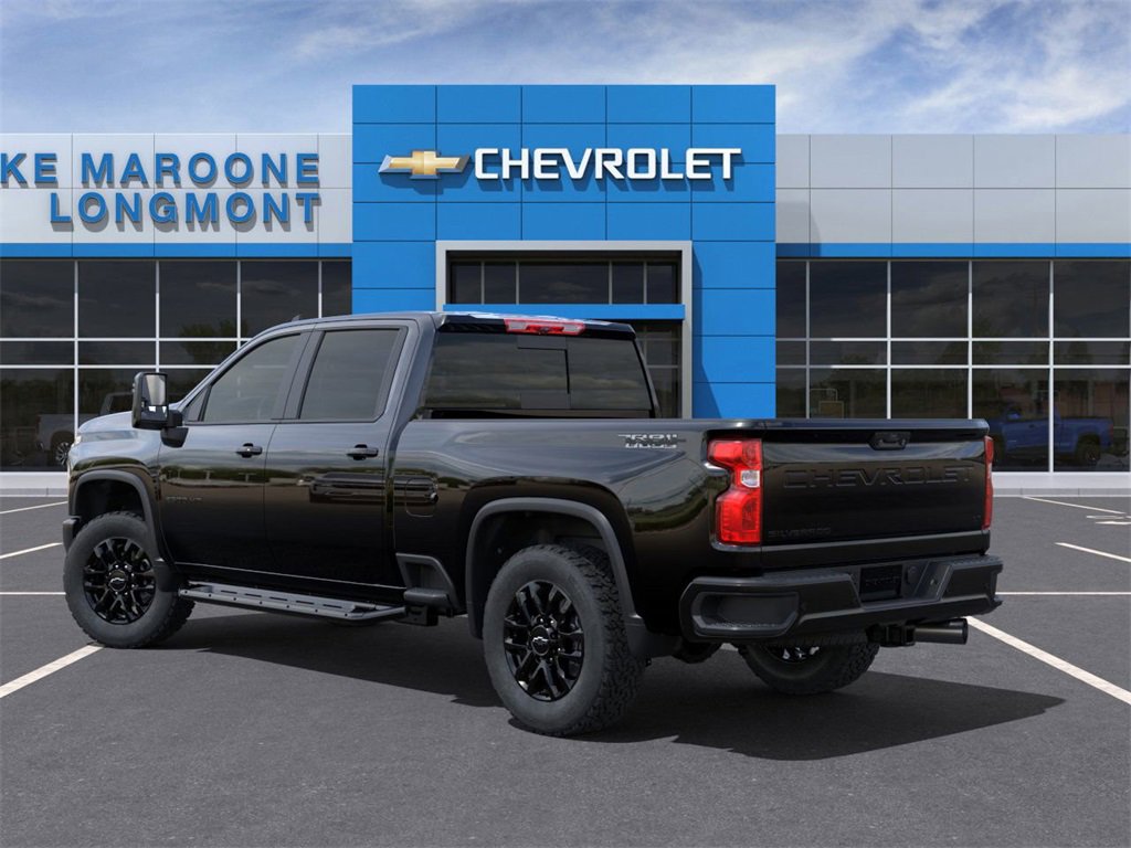 2025 Chevrolet Silverado 2500HD LT photo 3
