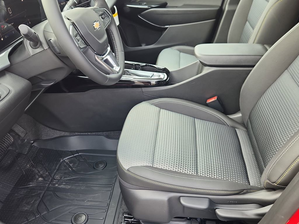 2026 Chevrolet Trax LT - Photo 10