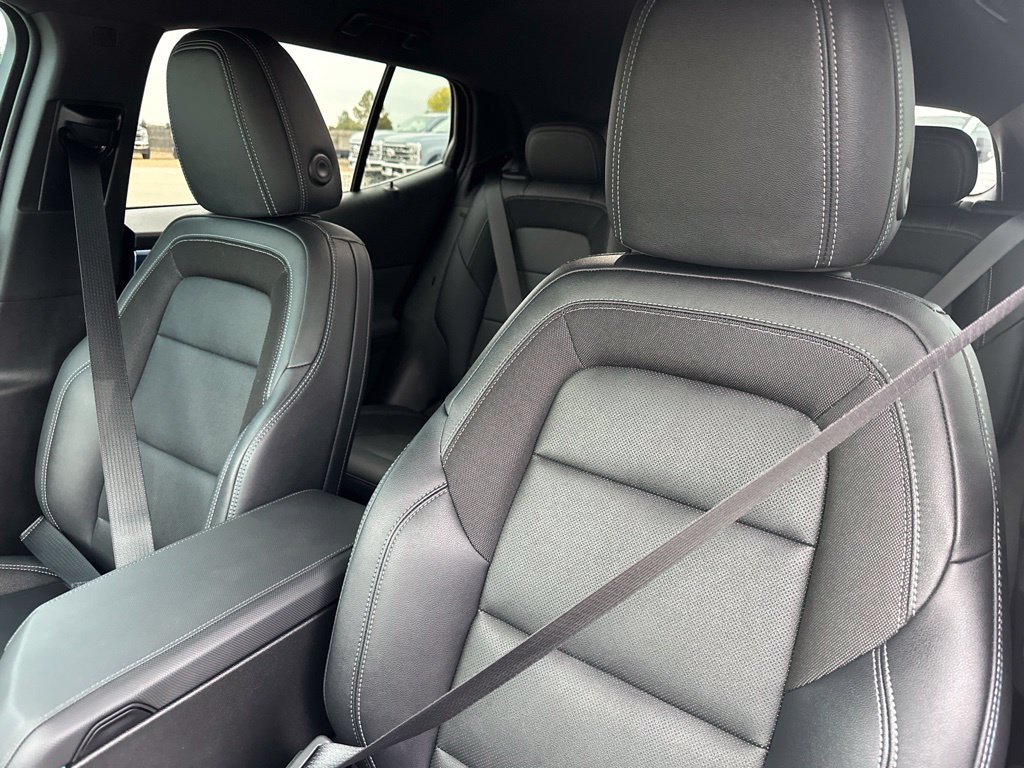 2024 Chevrolet Equinox EV LT - Photo 13