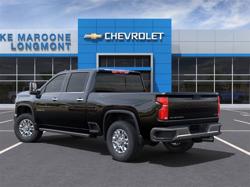 2025 Chevrolet Silverado 2500HD LTZ photo 3