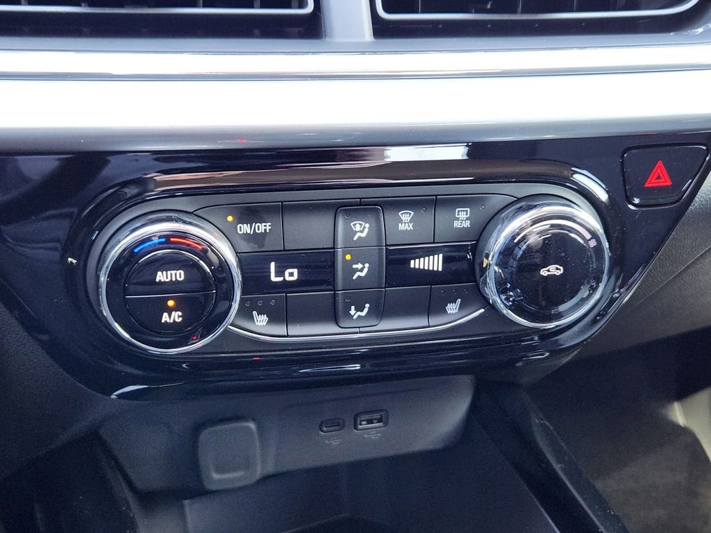 2026 Chevrolet Trax LT - Photo 21