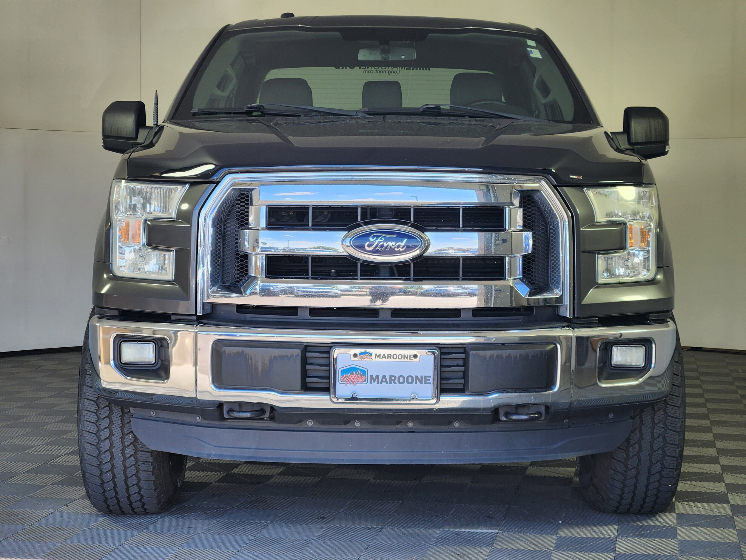 2015 Ford F-150 XLT photo 2