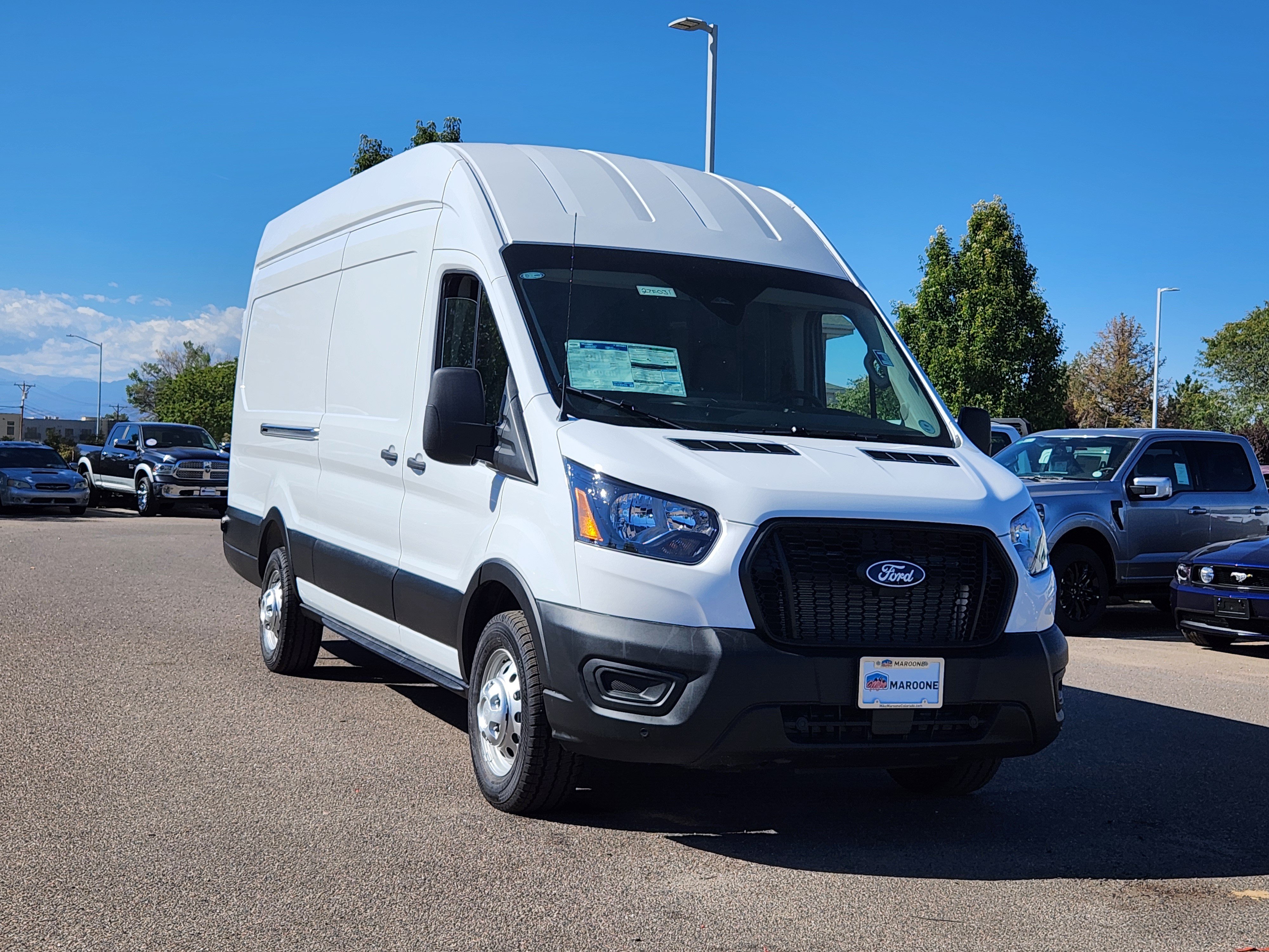  Ford Transit-350