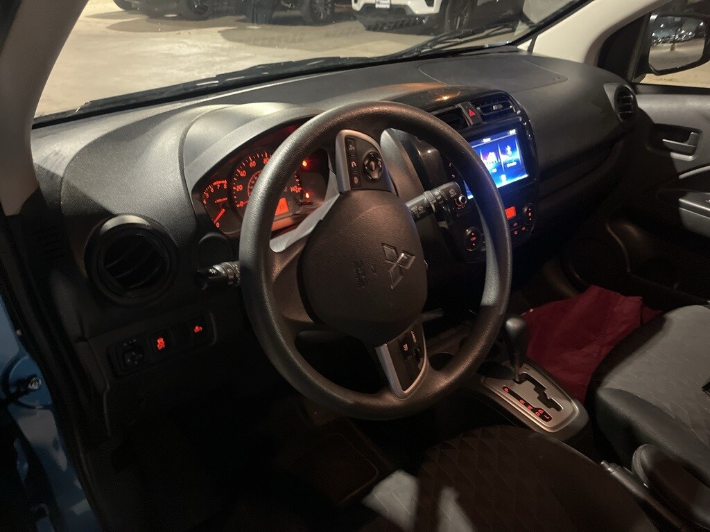 2024 Mitsubishi Mirage ES photo 3